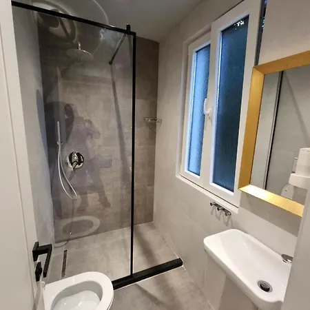 Trip Stop 4* Elbasan